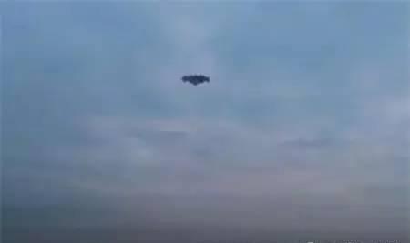 天空不明飞行物真相 d776f9ec5801456a942f600ff15b1eb3.jpeg