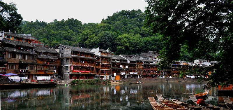 中国最美小城是哪个县 f7a8a755c68e4d24babc1d1cab68b221.jpeg