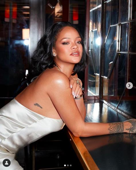 比如小天后蕾哈娜(rihanna)的自家品牌,内衣系列主打「拥抱你的个性