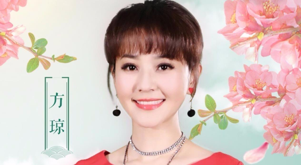 46岁方琼第一次直播,自曝年轻时为变美吃药减肥,现副作用明显