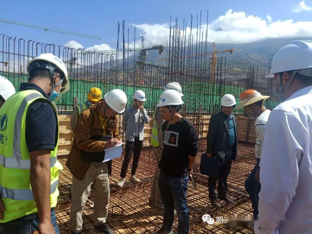 昭通市住建局对巧家移民迁建工程开展工程质量安全大检查
