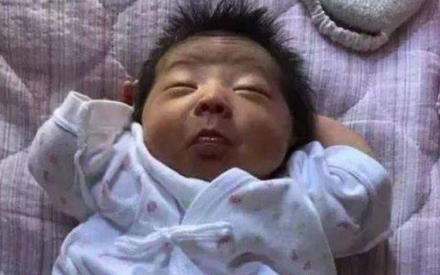 [丑小鸭]丑小鸭迟早会变白天鹅新手爸爸：我女儿好丑！网友：别急