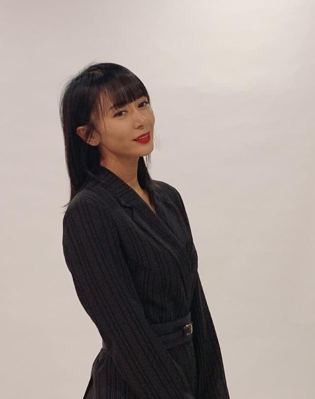 &quot;塞娅公主&quot;张恒晒与两个女儿近照，42岁状
