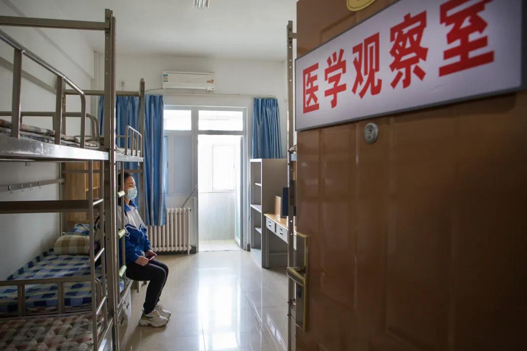 教室 人均_教室图片动漫(2)