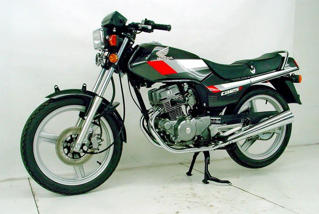 经典车:嘉陵本田 cb125t,ch125"大鲨"