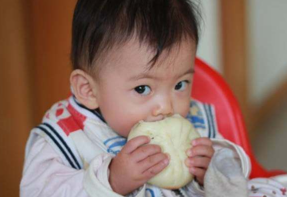 #脾胃#孩子身体好孩子体内有积食？4个表现很明显！每天一杯“它”
