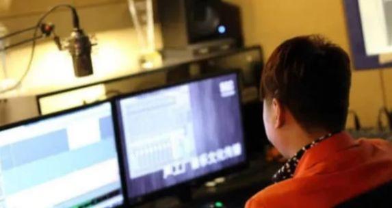 怎样才能让自己的声音变粗 d8a0ec1be09e45e7878863da7dece681.jpeg