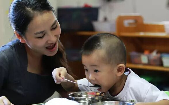 #脾胃#孩子身体好孩子体内有积食？4个表现很明显！每天一杯“它”