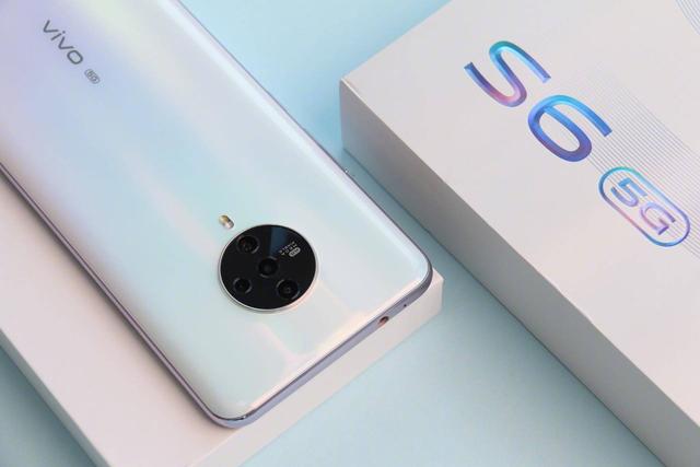 5G时代的自拍手机应该是怎么样的？vivo S6用实力告诉你
