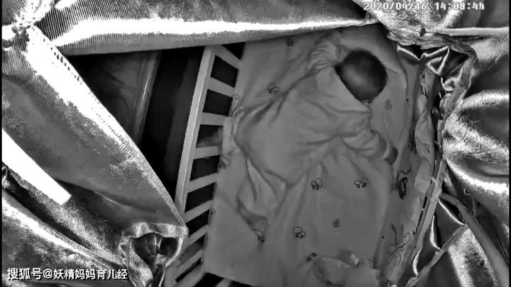 3个月宝宝参加趴睡训练，孩子再也没醒过来，妈妈无知害了娃