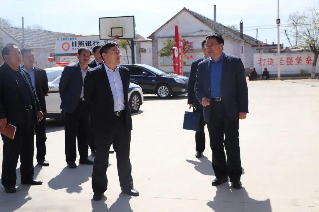 区委常委政法委书记迟令席到黄墩镇督导社会治理工作