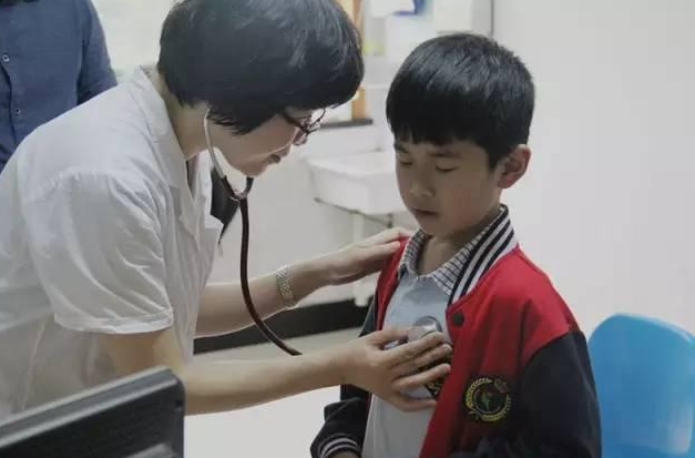 [大意]可别大意！孩子积食4个表现你还不知？很多因此影响了发育