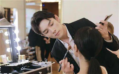 如何成为网红最快方法 3c54529a21504060afd74a5271be3550.jpeg