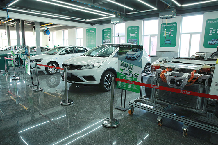 汽修专业排行_贵阳汽修专业学校排行,(2)