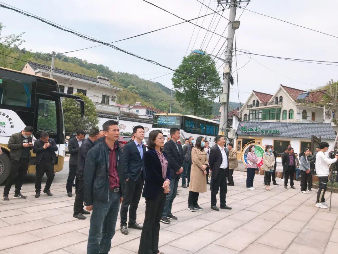 舞阳街道人口_雪域迷城舞阳图片