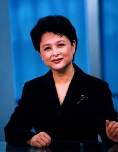 孩子■邱媛媛为孩子放弃治疗，只有她战胜病魔患癌症的7位央视主持人