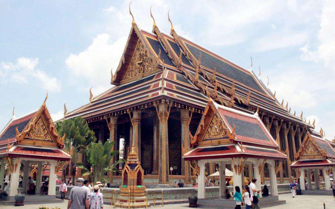 泰国是什么样的国家 7117d5c6f3684d34b1ed173496db0729.jpeg