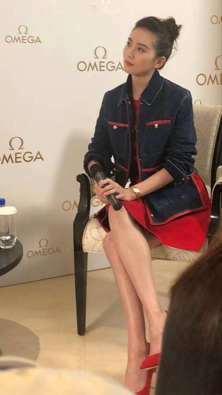 刘诗诗淑女坐,杨幂水蛇坐,杨超越的坐姿豪放到网友忍不了
