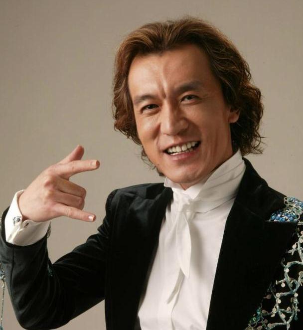 孩子■邱媛媛为孩子放弃治疗，只有她战胜病魔患癌症的7位央视主持人