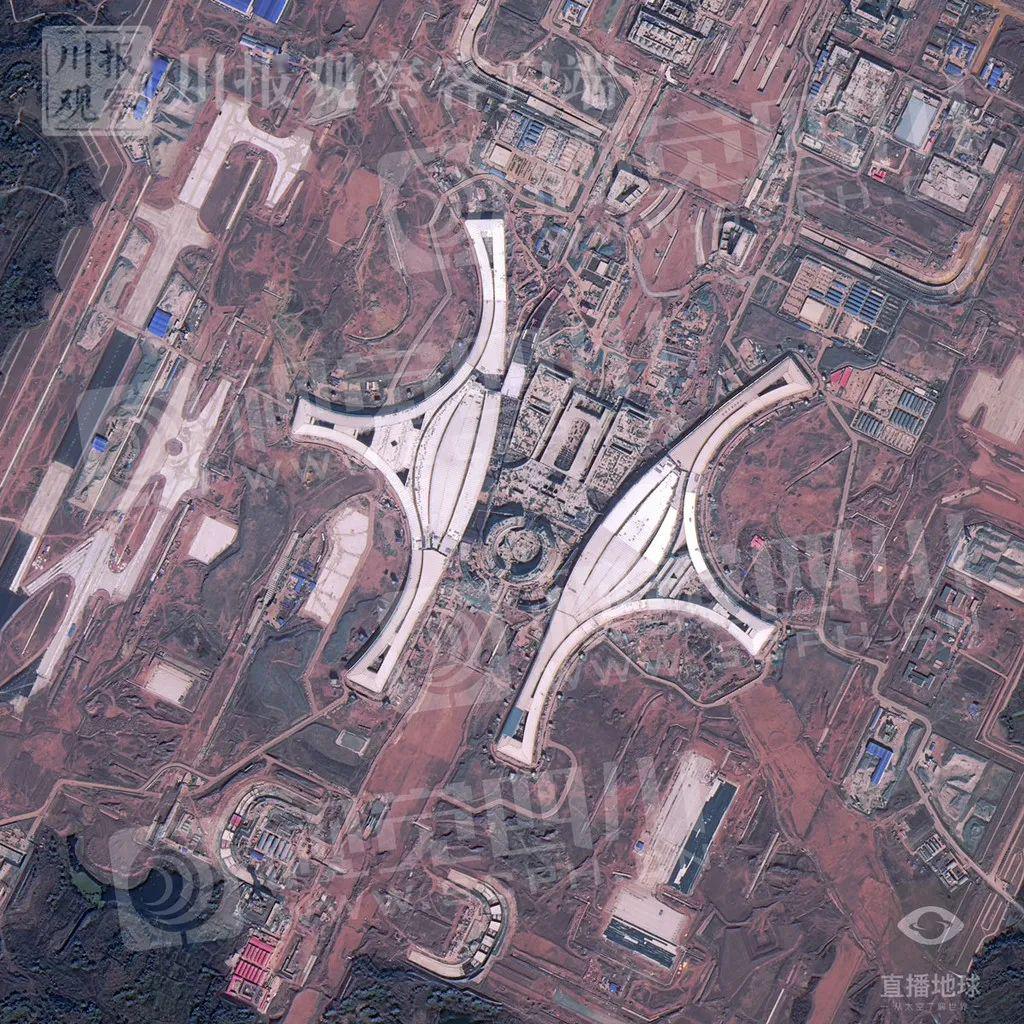 飞上万米高空看天府国际机场,神鸟这样展翅