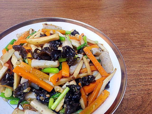 炒什么菜可以放火锅丸子 8916a2ac45dc4230a18499c405f4f707.jpeg