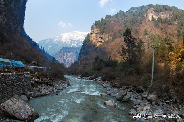 1/ 12 勒布沟是山南门隅地区的控制带,是山南市错那县