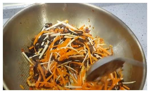 鱼香肉丝做法教程酸甜 b5798b836c264a52ba0739569df00bb0.jpeg