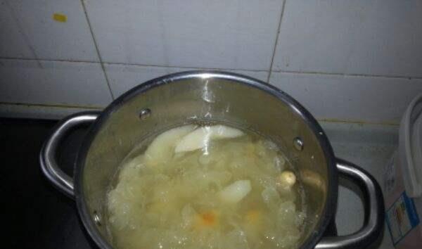 银耳怎么出胶最快最好 c1b9e65660754da88674adc7f3e80224.jpeg