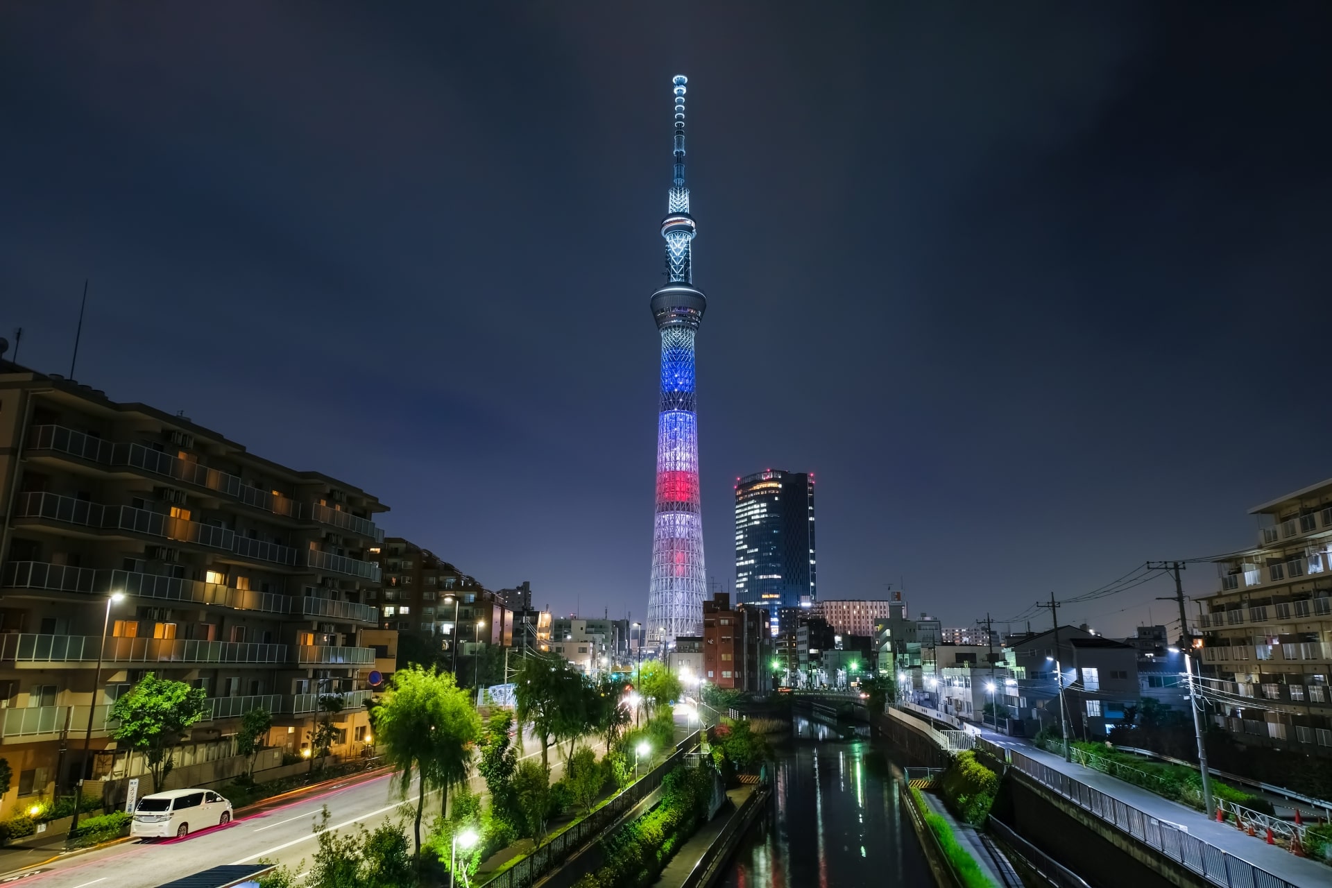 东京晴空塔交通:从东京地铁六本木站1c出口可直接进入时间:上午10:00
