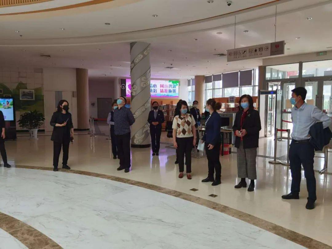 库尔勒最近人口流失_库尔勒香梨图片(3)
