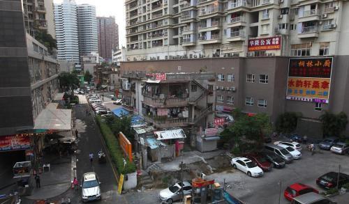 为拆迁款甘做钉子户，不做任何妥协17年不搬，结