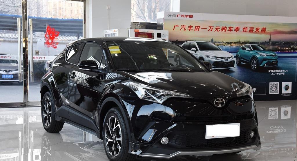 20万丰田新品suv,丰田20万suv车型推荐 丰田新款suv"王者归来"搭载进口2.0l 8个安全气囊,比逍客漂亮