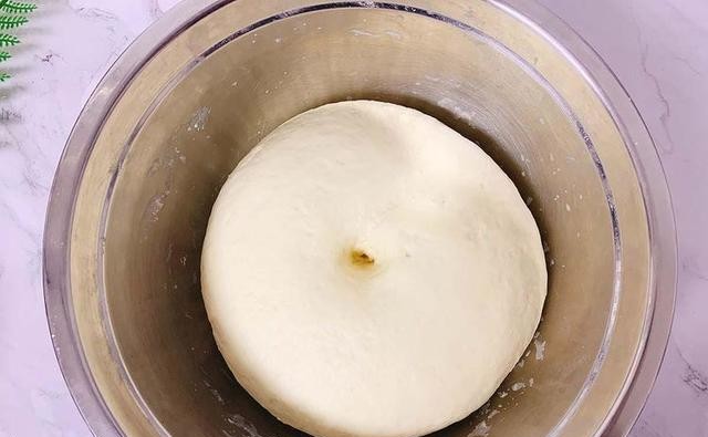 怎样做馒头细腻又紧实 13b7818dd15e489b9e028a23dea7396f.jpeg