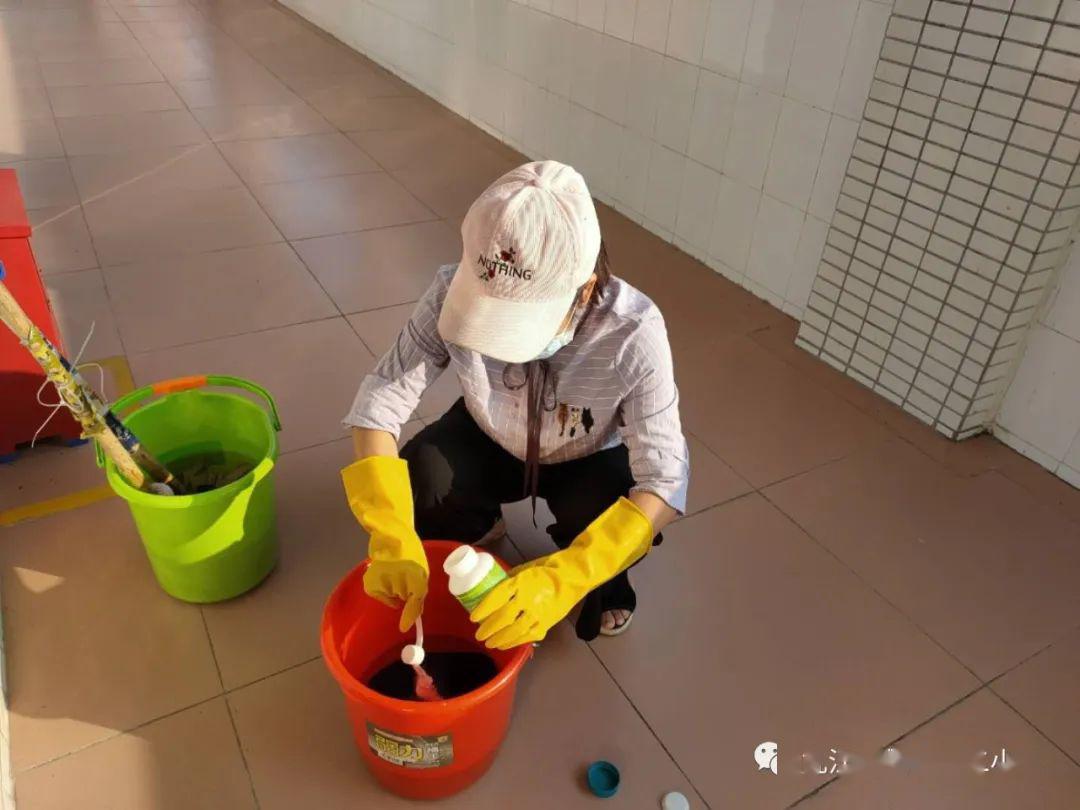 每日清洁消毒 14e8f54335144a7bb9dbf9b730801091.jpeg