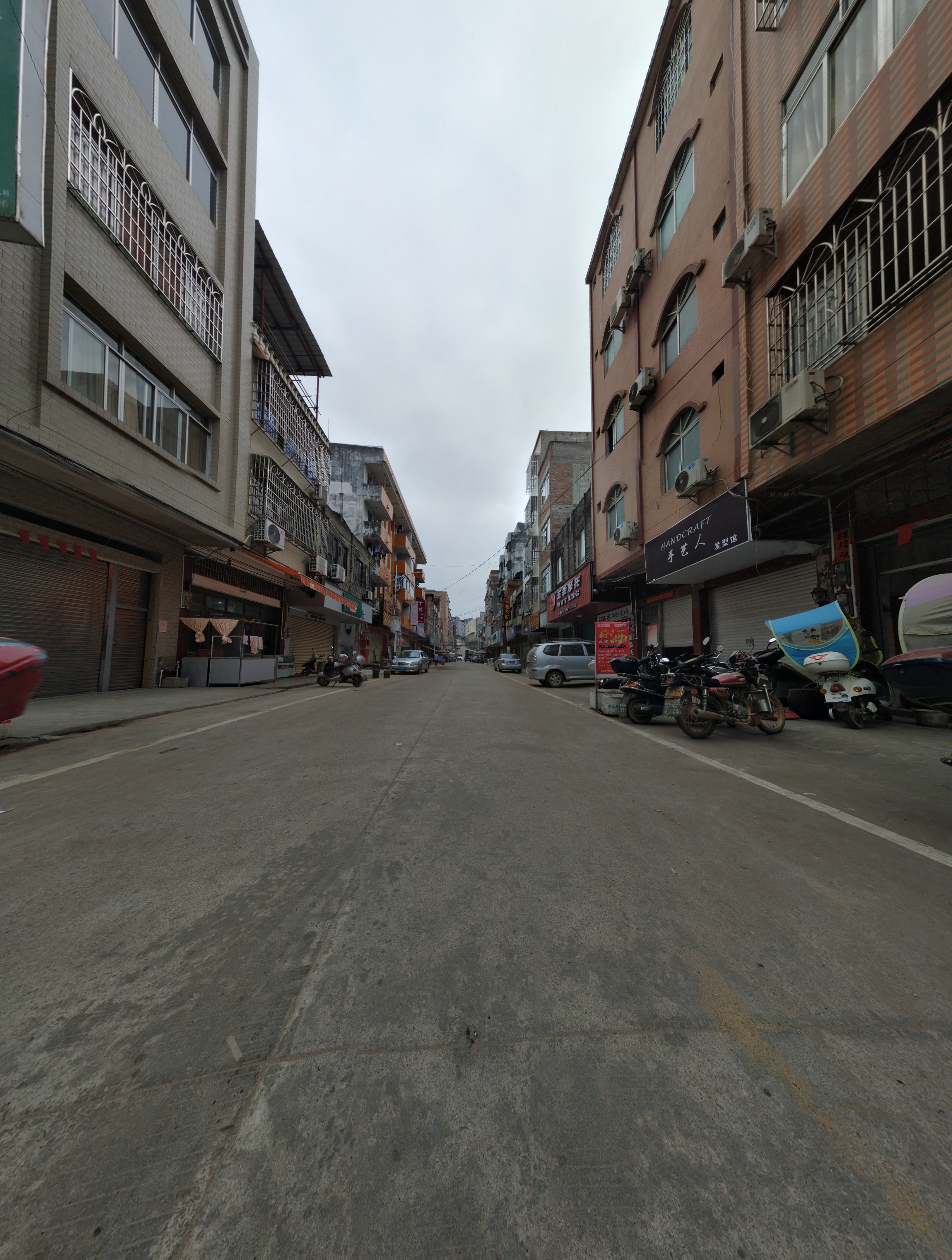 广西梧州岑溪乡镇街道街景                  乡镇街道街景 乡镇街道