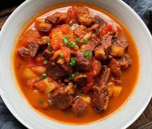 怎么做西红柿炖牛腩给小孩吃 59d95a9bbed241ce8b7accbfbc147eda.png