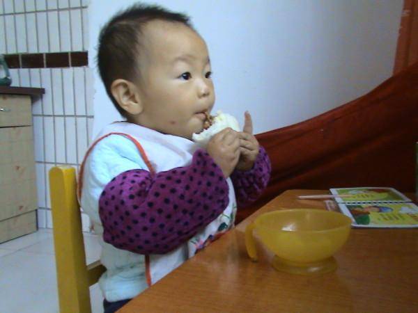 『孩子』发育已停滞！儿科医生：这种早饭怎么还给娃吃6岁男孩脾胃虚弱