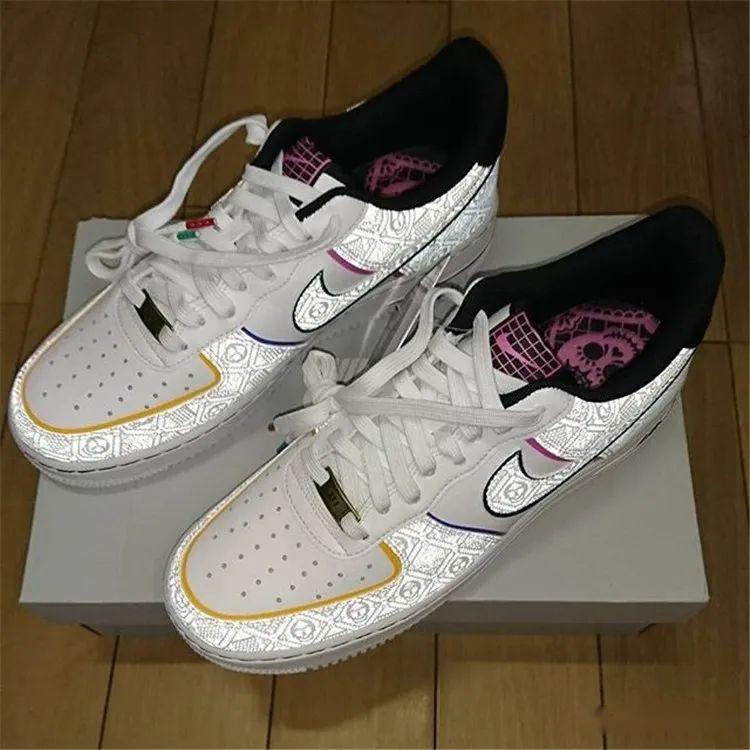 4月最后秒杀特价珊瑚橙椰子全新nike亡灵节更有腕表界的实力派巴宝莉