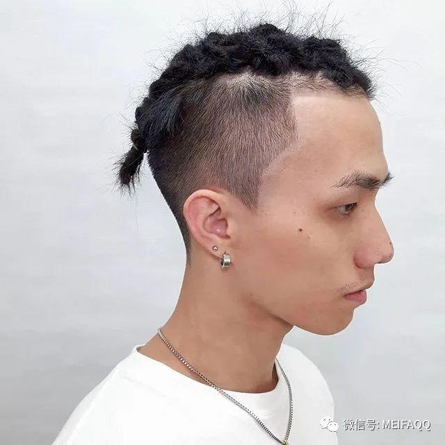 724ced85aa764644b74d848d4acd2a81.jpeg