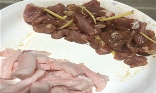 肉片怎么做不粘锅 a7415a9aa40c447ca3ceb214c89f7eba.png