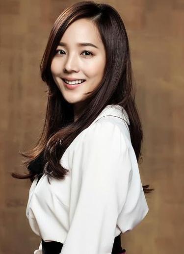 韩国最火女明星排行榜_最受欢迎的十大韩国女星排行榜,宅男居家必备女神(2)