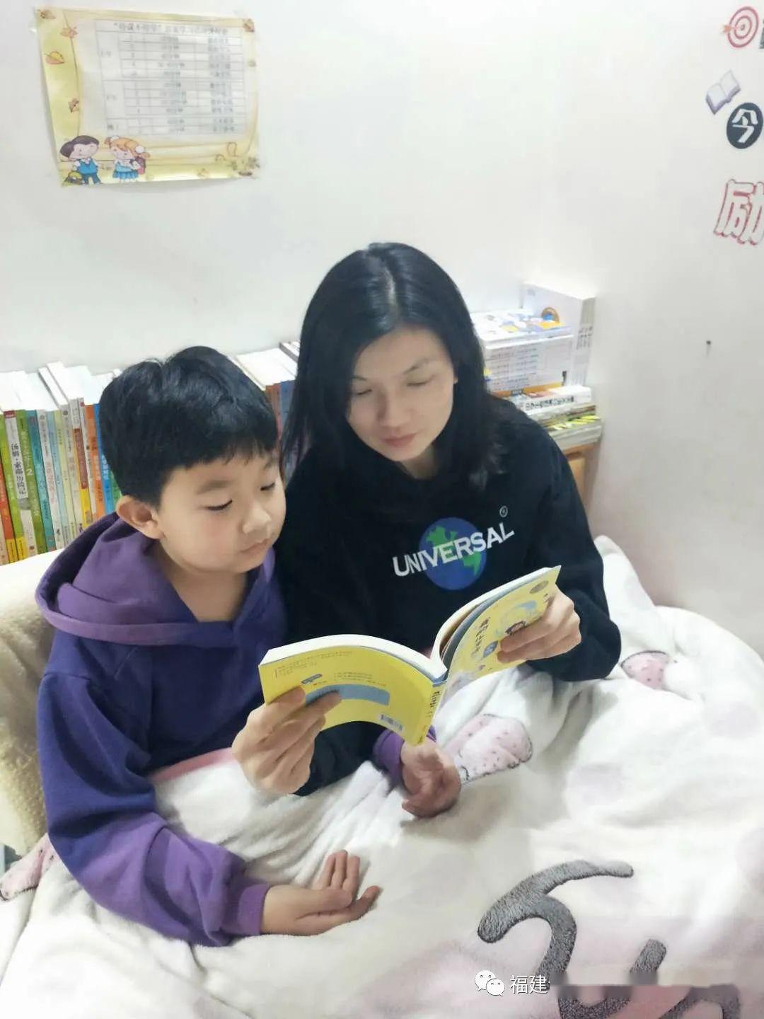 与家长的读书热情,在亲子共读过程中,父母和孩子共同分享阅读的收获