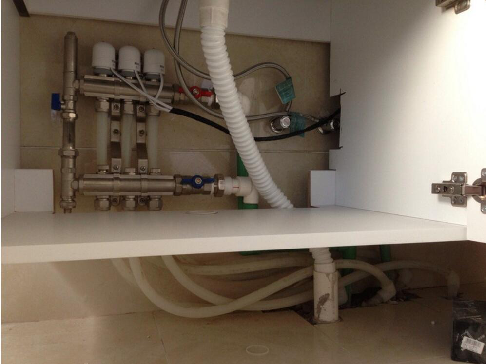 自己怎样洗地暖 d79e12b18f29453eb819afd28420bb34.png