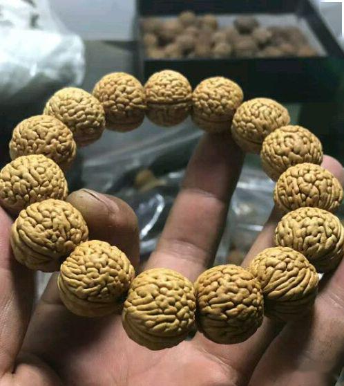 什么样的手串辟邪 e5bfde8886694adc8be67326884bc277.jpeg