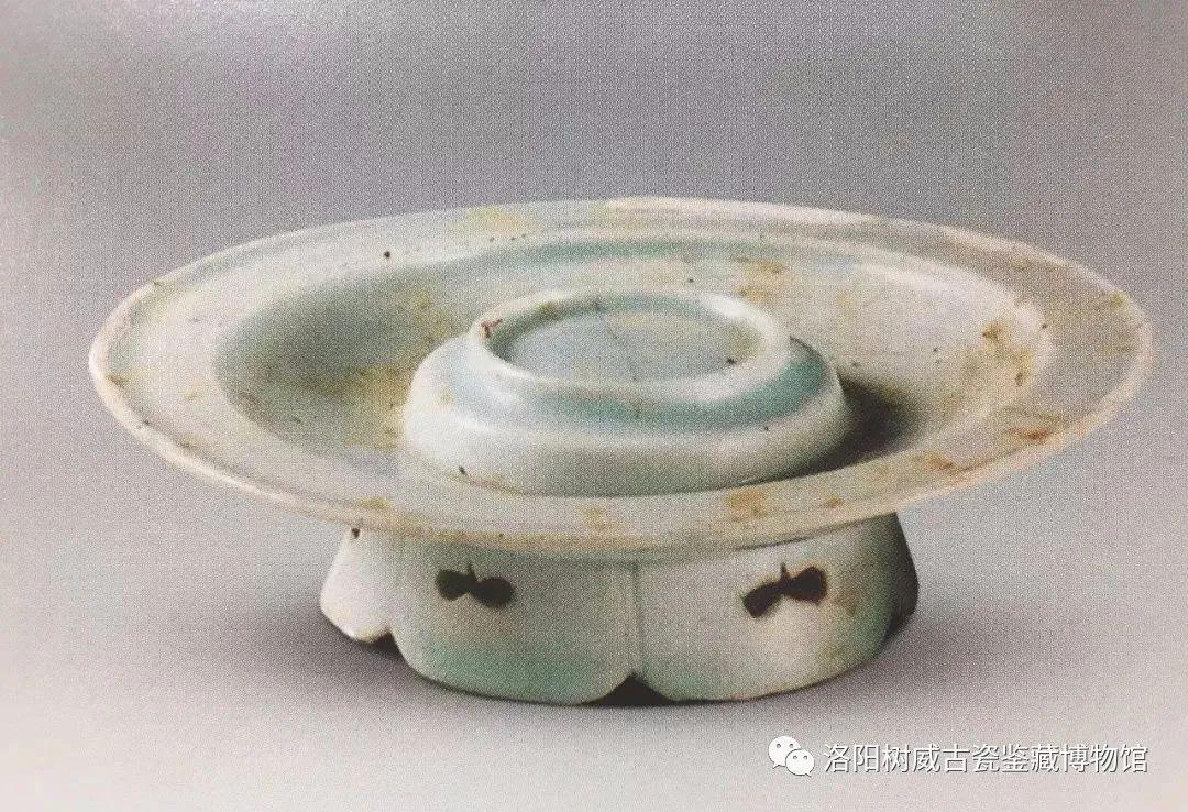 北宋 湖田窑六孔盏托