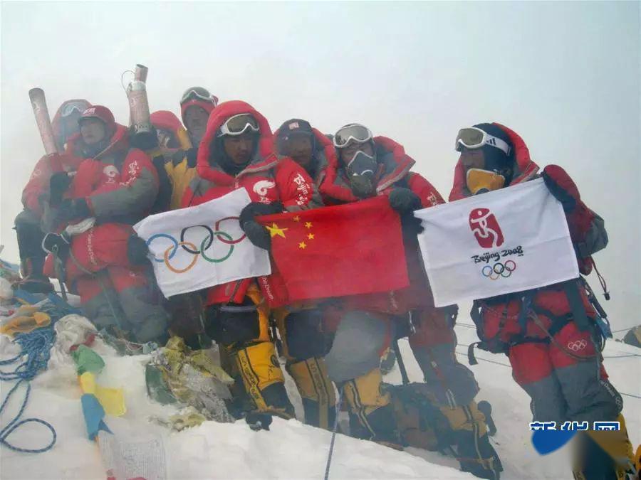 中国人为什么拼死也要登珠峰？