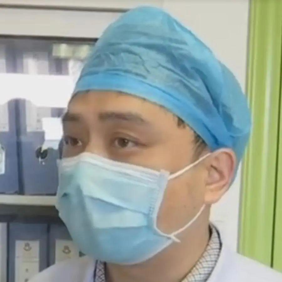 『床单』竟是这个东西掉出来了…“血都是飙出来的！”8岁男童半夜血染床单