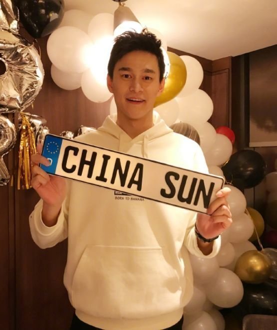 争议!体坛大咖开炮爆料记者影响孙杨:没脑子