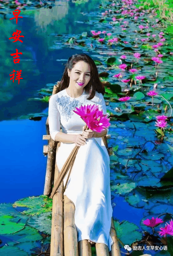 快乐就好人生一世,草木一秋世间就是这样谁也逃不过两样东西一是因果