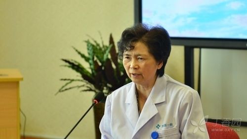 原创李兰娟院士全程用汉语给美国专家们授课，获得网友的一致好评